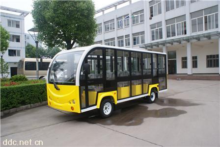  15座封闭电动观光车